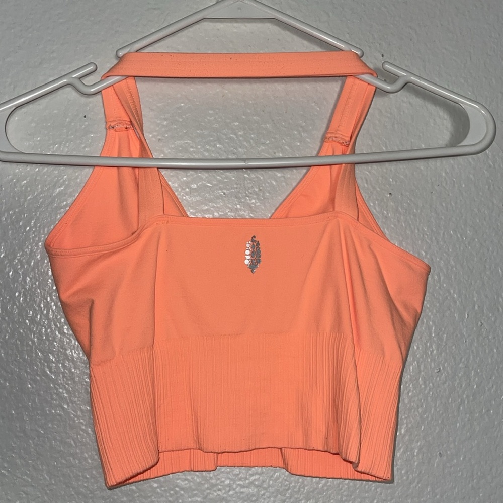 SOLD Free People Movement Good Karma Crop Tank
Peach Horizons XS/S - Picture 5 of 5